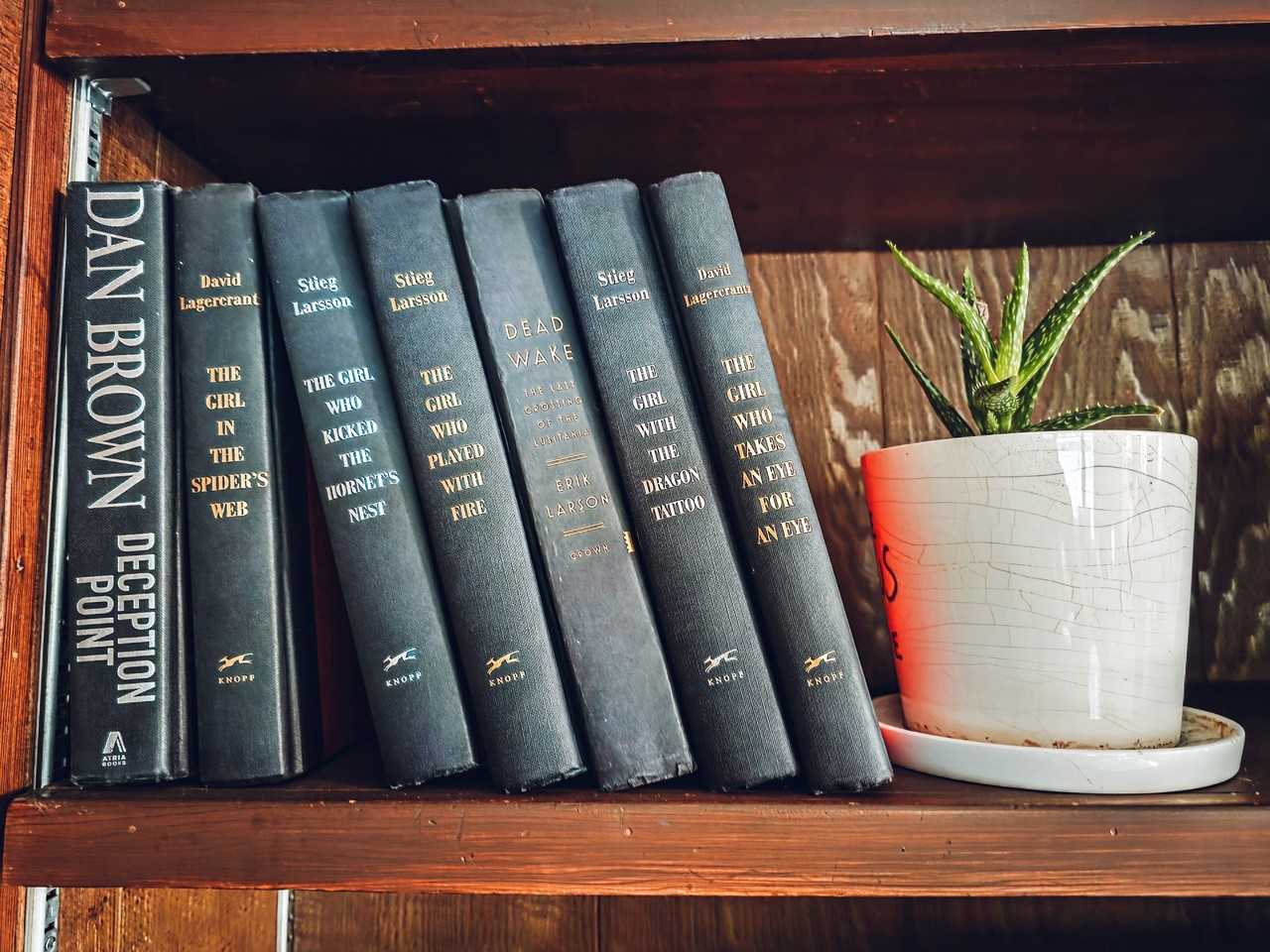 1008 West Singing Woods Road - Photo 7 of 38