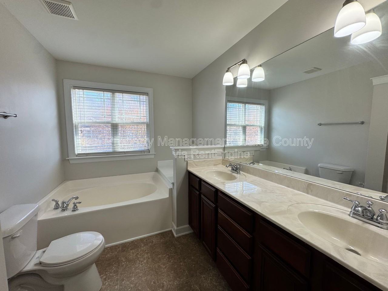 3501 Provost Street - Photo 6 of 34