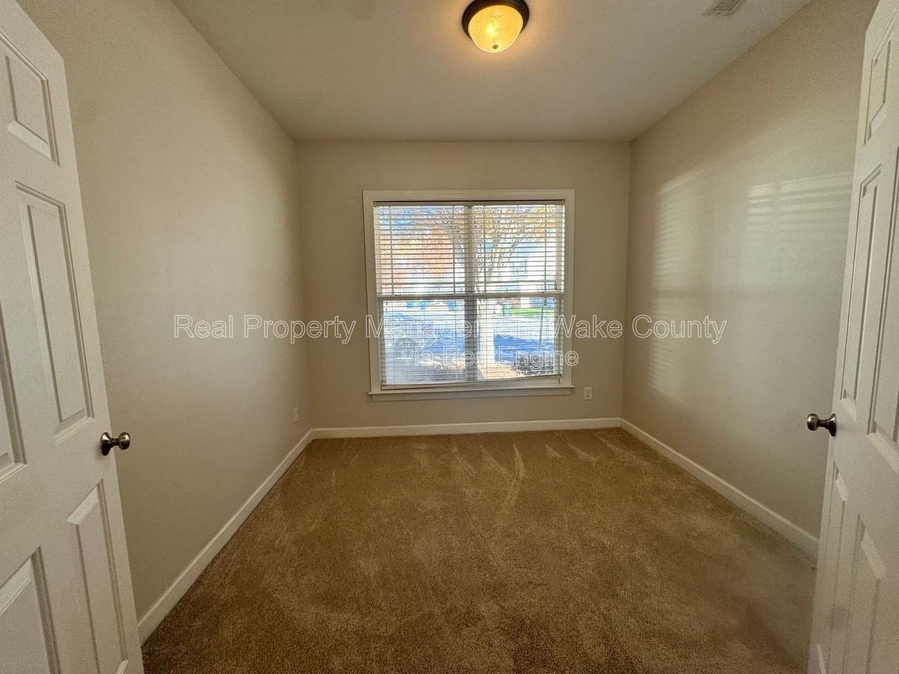 3501 Provost Street - Photo 7 of 34