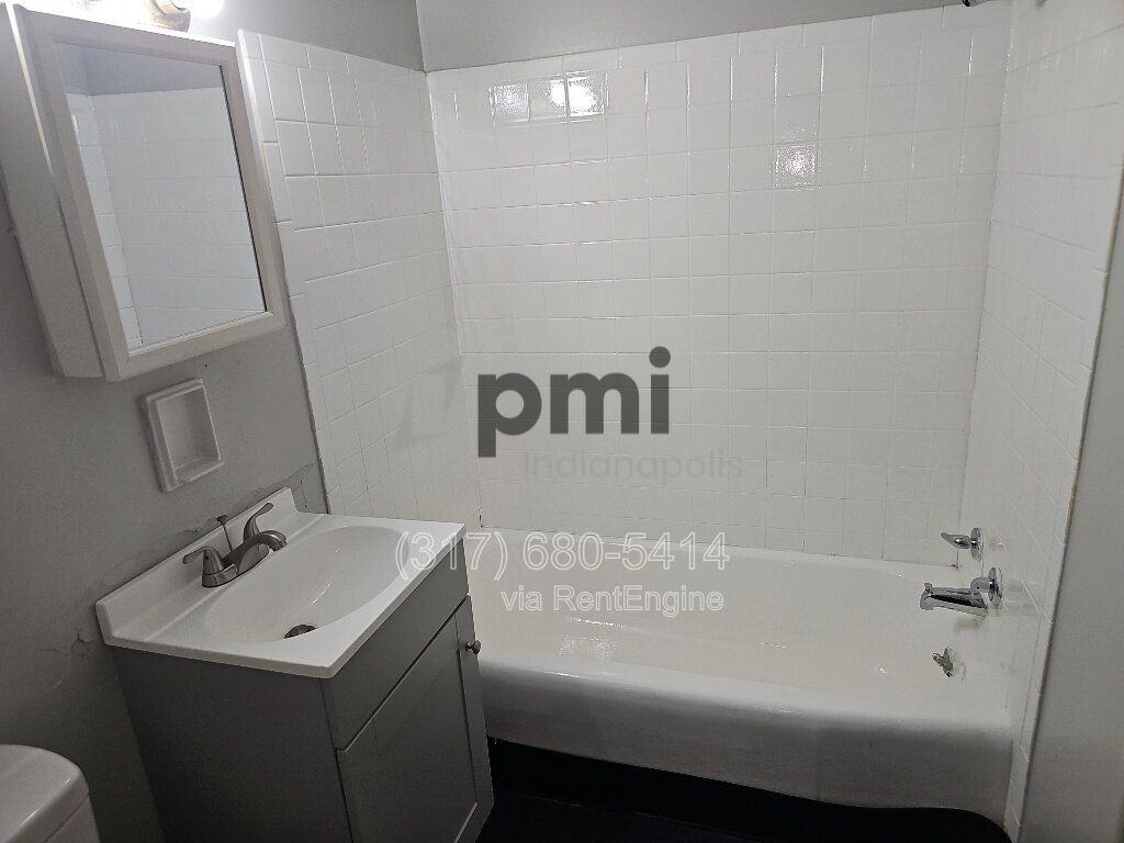 5824 E Washington St #14 - Photo 7 of 13