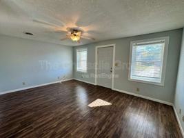 featured image of 704 W Superior St