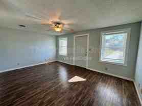 704 W Superior St - Photo 1 of 1