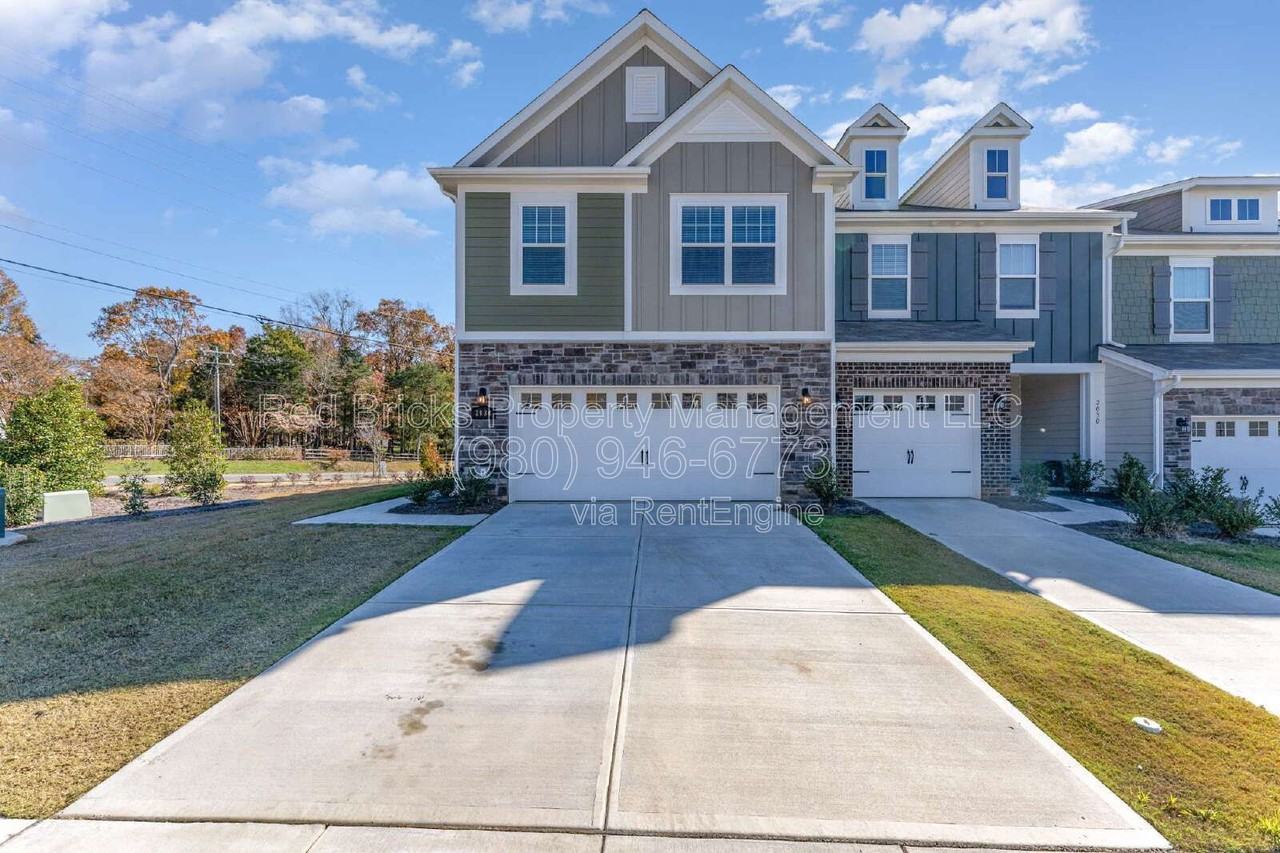 2034 Highland Park Drive - Photo 5 of 29