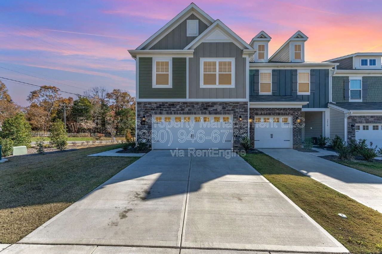 2034 Highland Park Drive - Photo 6 of 29