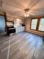 featured image of 584 Pleasant St #2