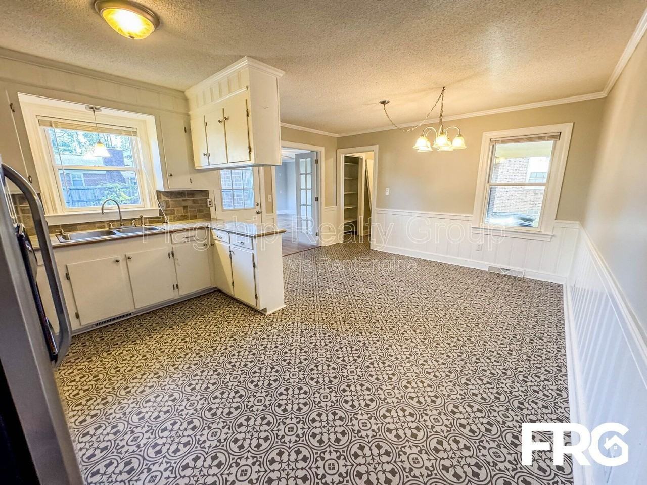 113 Belmont Drive - Photo 7 of 40