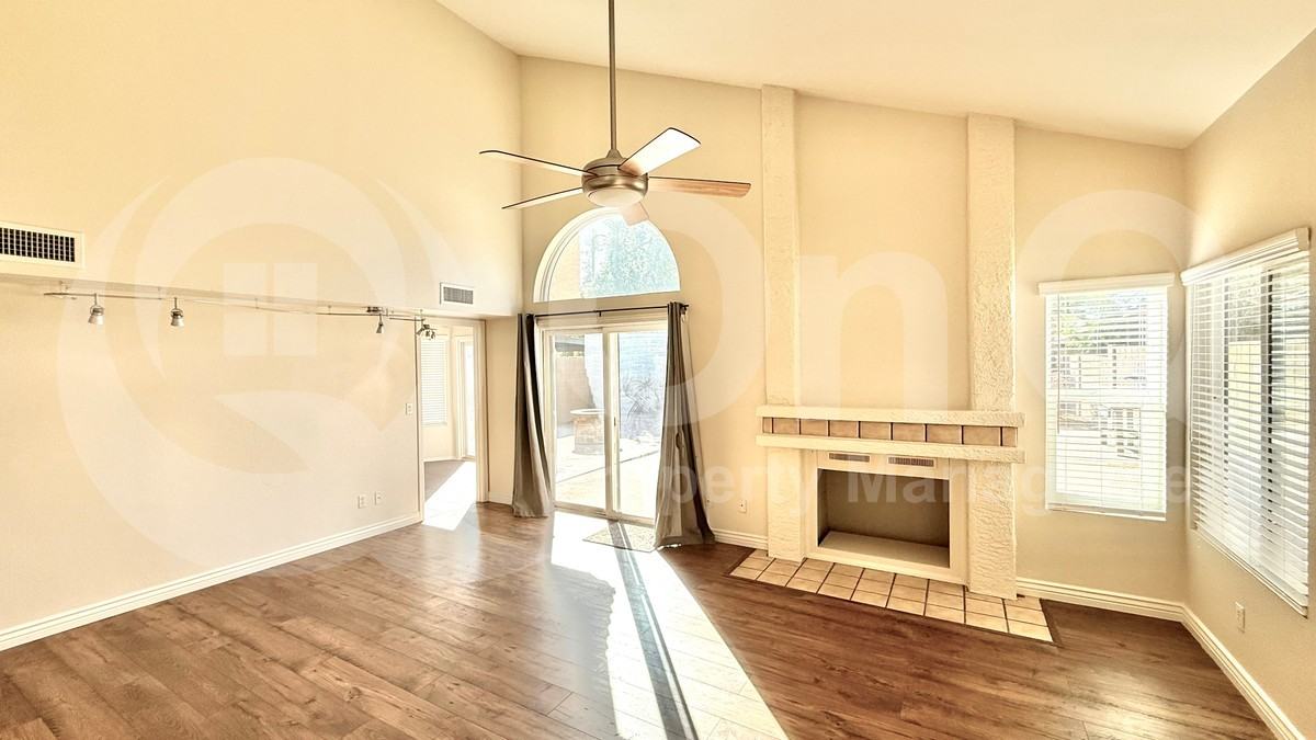 2283 W Orchid Ln - Photo 7 of 20