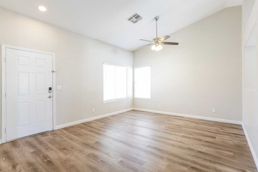 1030 Havenworth Avenue - Photo 3 of 16