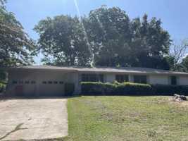 featured image of 1130 Tower Street