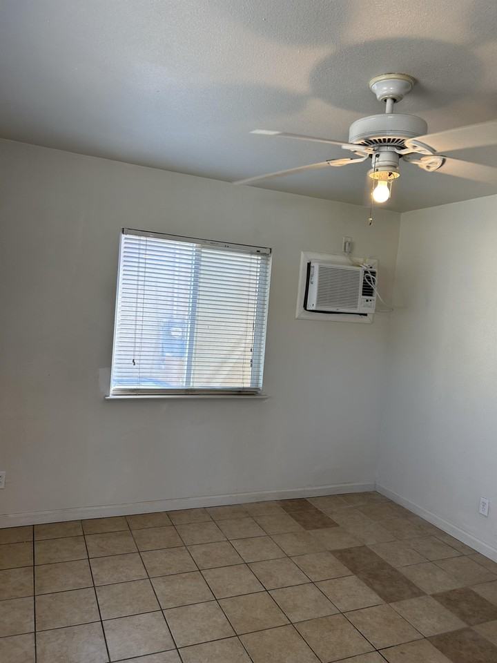 110 Pine St #1 - Photo 2 of 12