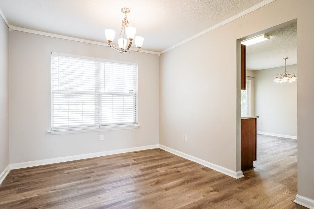 4409 Cobble Creek Ln - Photo 6 of 17