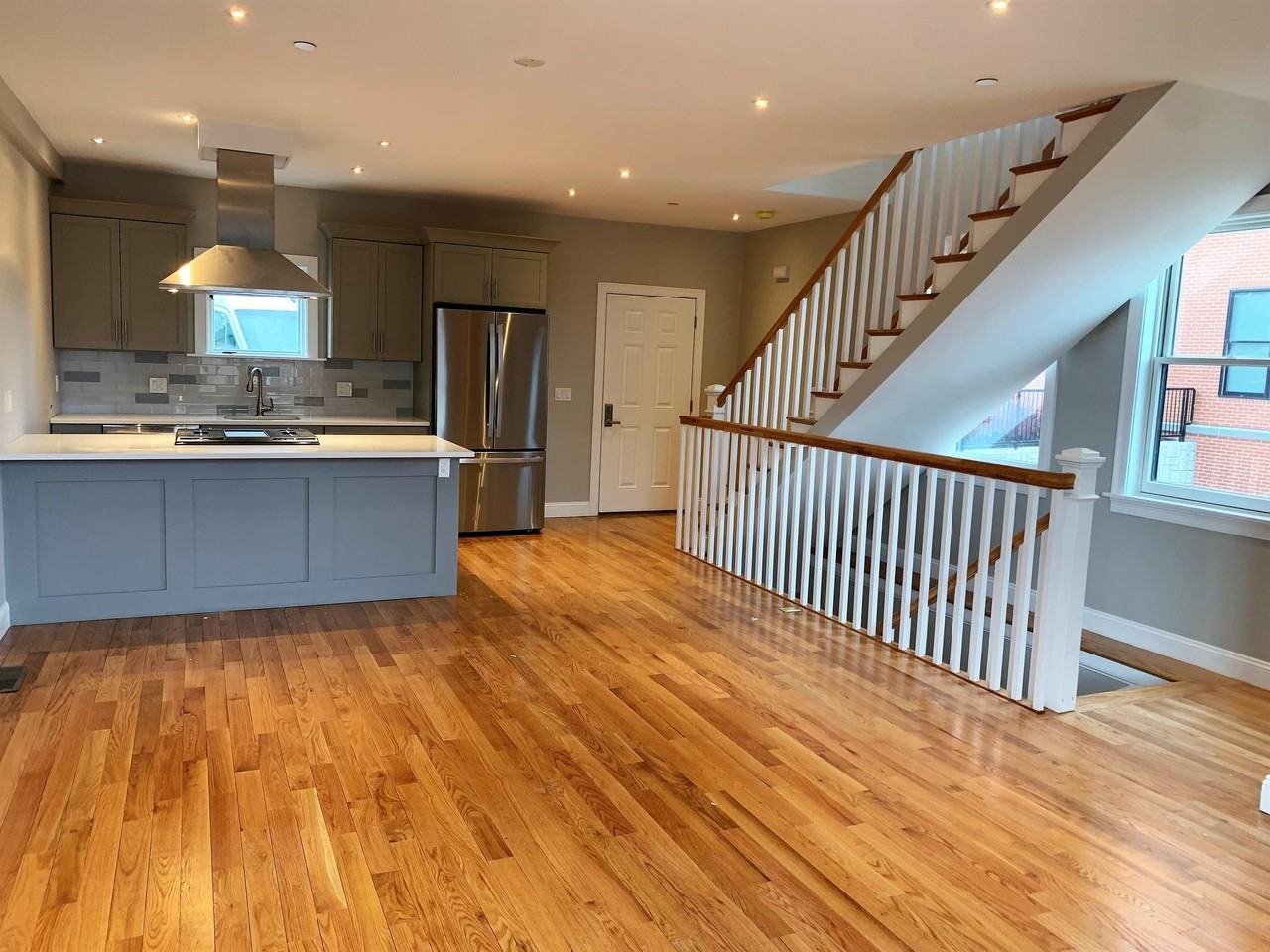 11 Goodhue St #5 - Photo 2 of 21