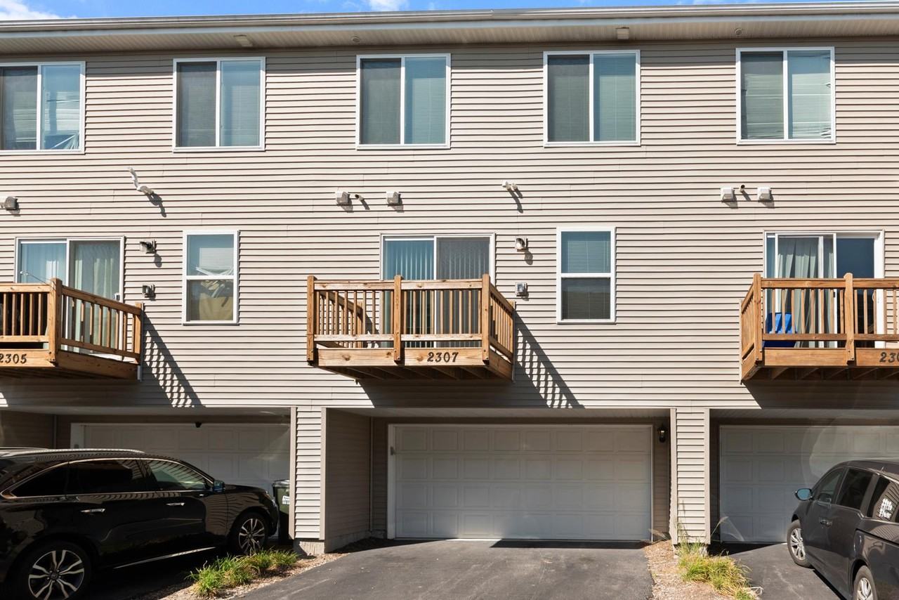 2307 Upland Rd - Photo 7 of 30