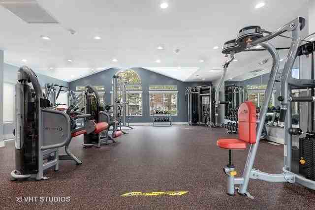 109 109 Kensington Circle #102 - Photo 2 of 14