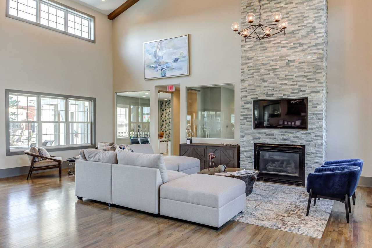 408 Mozart Ct #408 - Photo 3 of 13