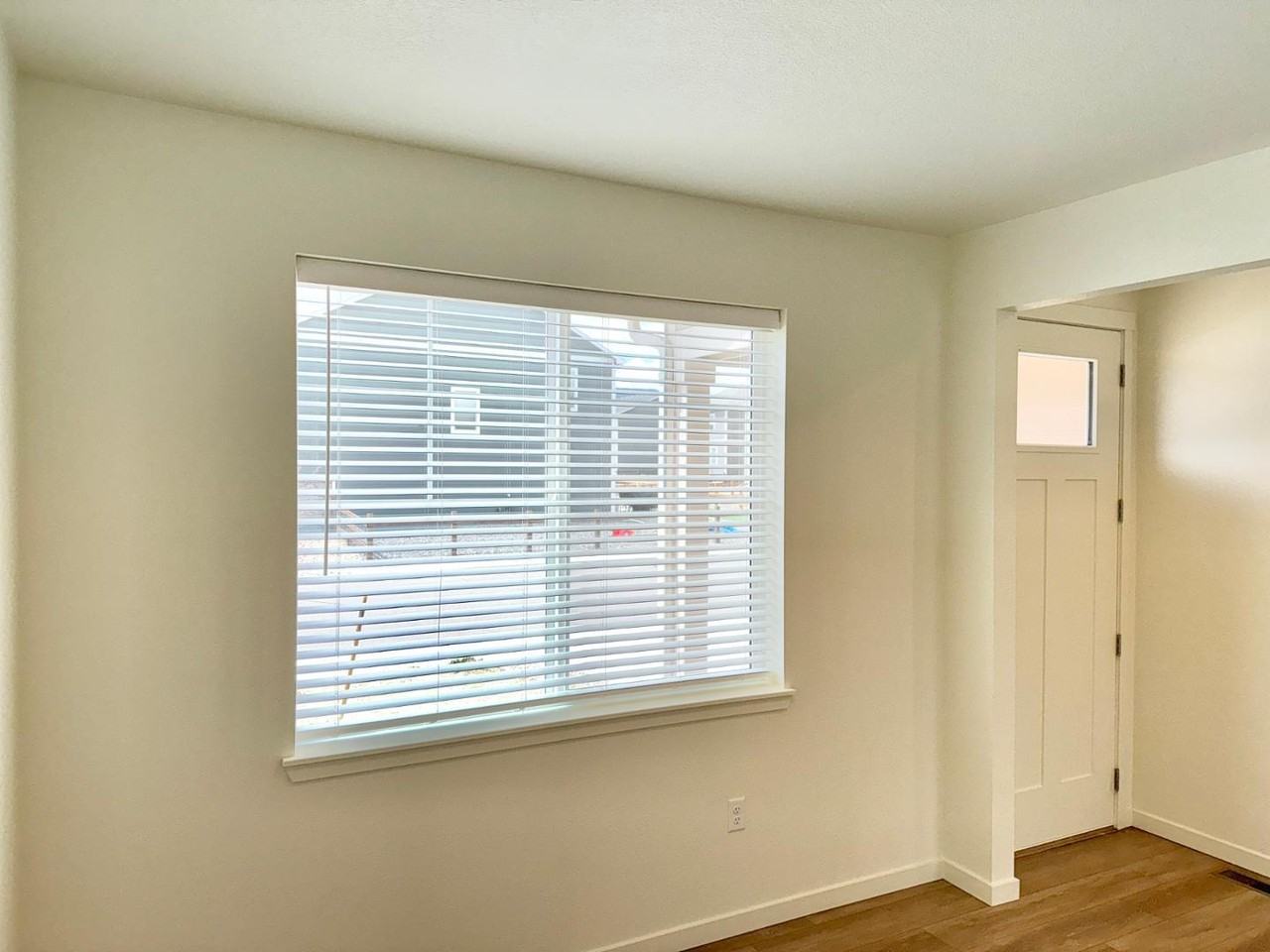 16293 Alpine Sorrel Dr - Photo 3 of 30