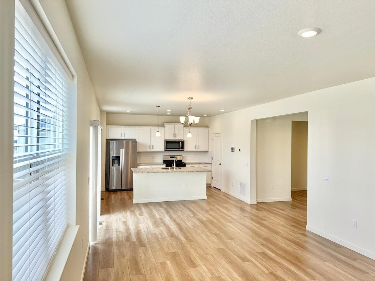 16293 Alpine Sorrel Dr - Photo 7 of 30