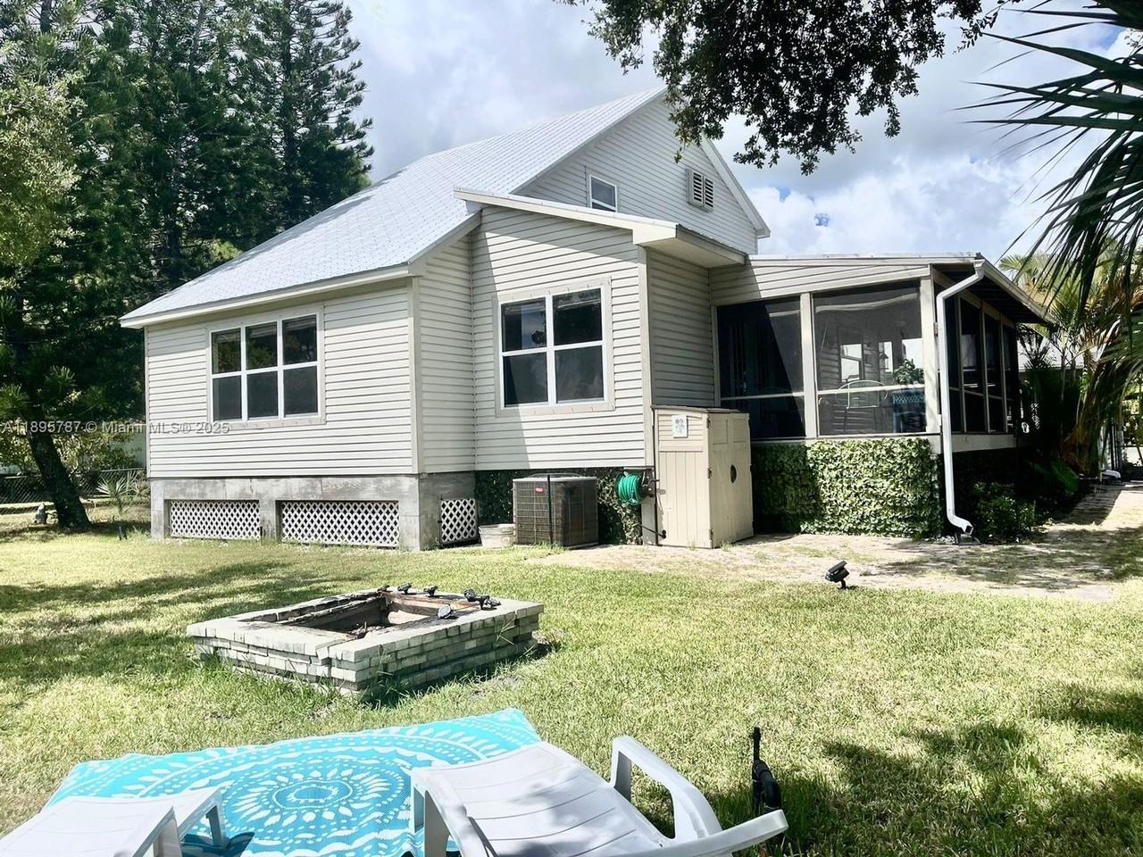 4700 Regina Dr #0 - Photo 3 of 50