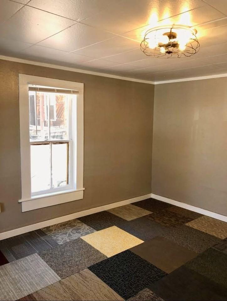 953 Osage Ave #2 - Photo 3 of 9