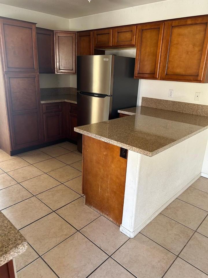 5775 S Bernstein Dr #2 - Photo 3 of 17