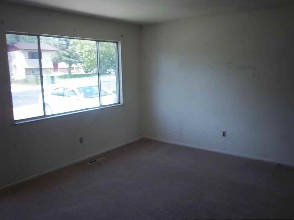 3555 Darkwood Pl - Photo 2 of 15