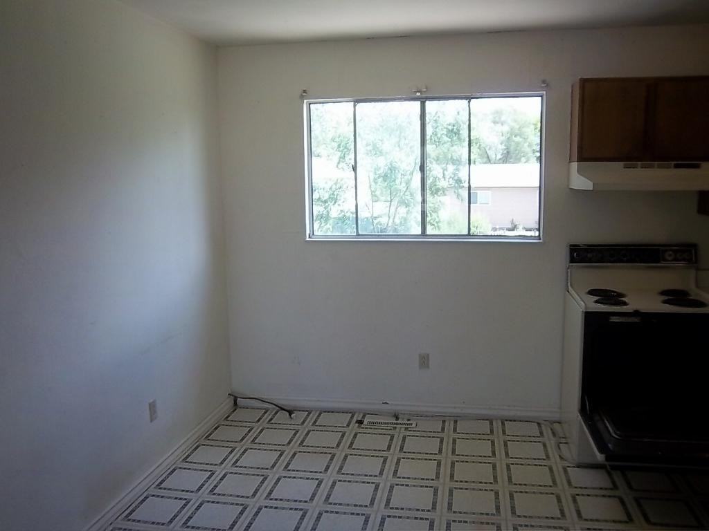 3555 Darkwood Pl - Photo 5 of 15