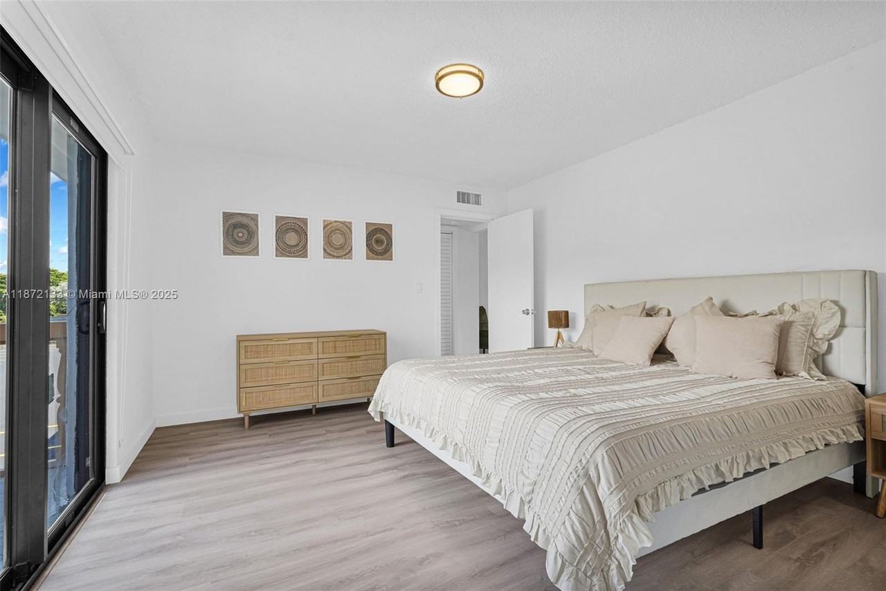 13210 Memorial Hwy #208 - Photo 2 of 50