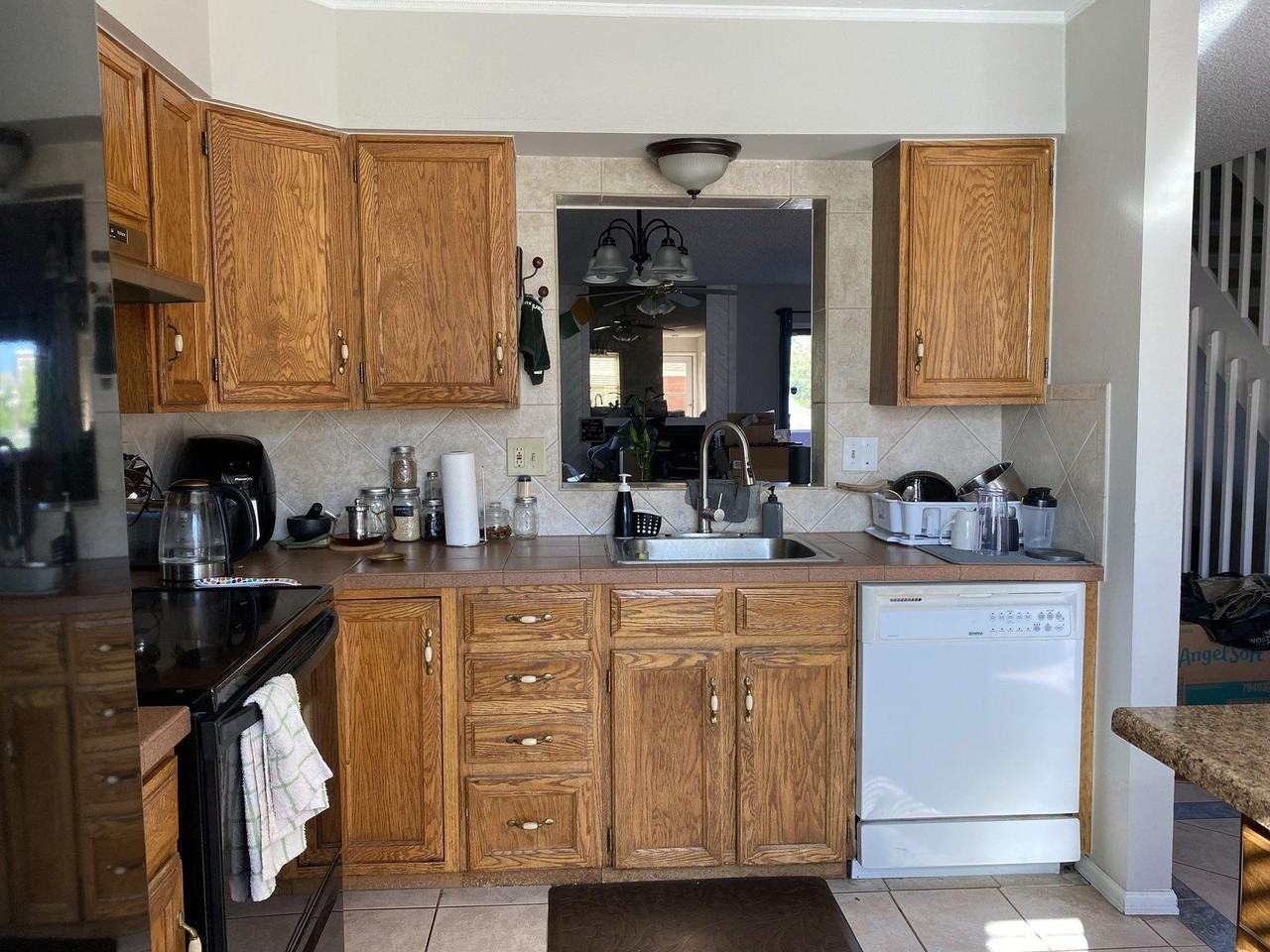 416 W Rockrimmon Blvd #C - Photo 4 of 38