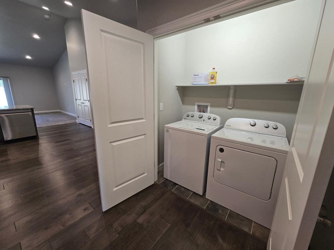 524 Brecken Ct - Photo 5 of 29