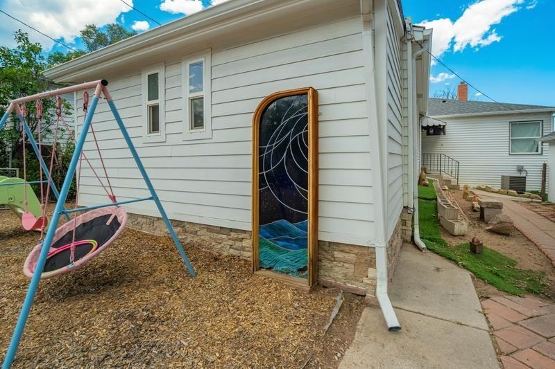 515 W San Miguel St - Photo 4 of 36