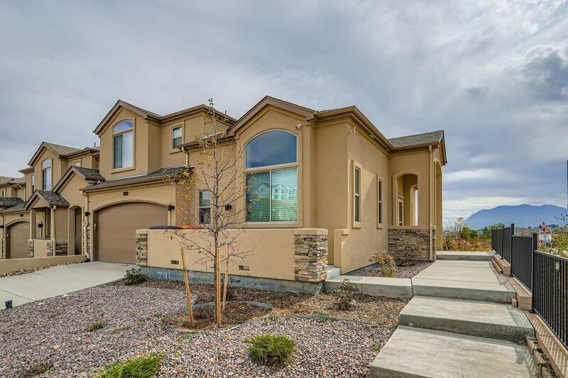 791 Little Bear Grv - Photo 2 of 22