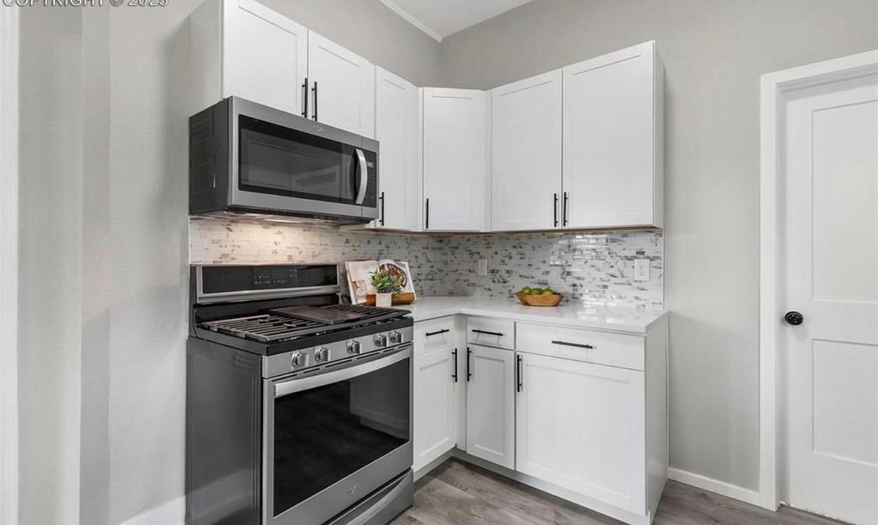 1028 E Costilla St - Photo 6 of 33