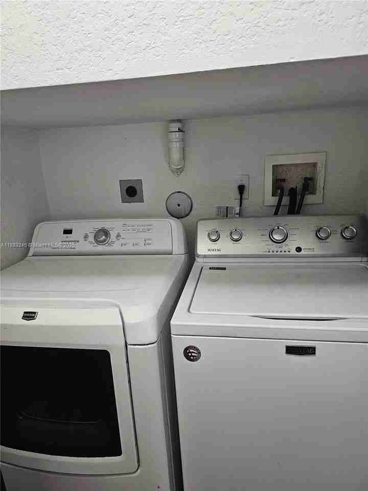 126 Hidden Court Rd #27D - Photo 6 of 13