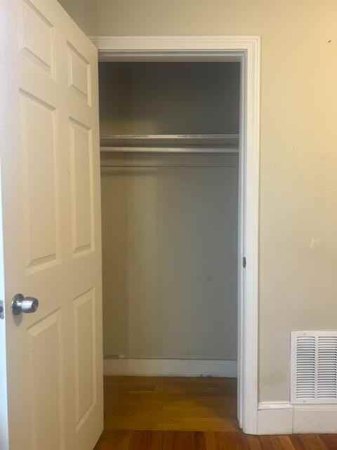 149 Franklin St - Photo 7 of 12