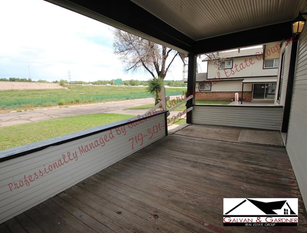 301 E Arvada St - Photo 3 of 17