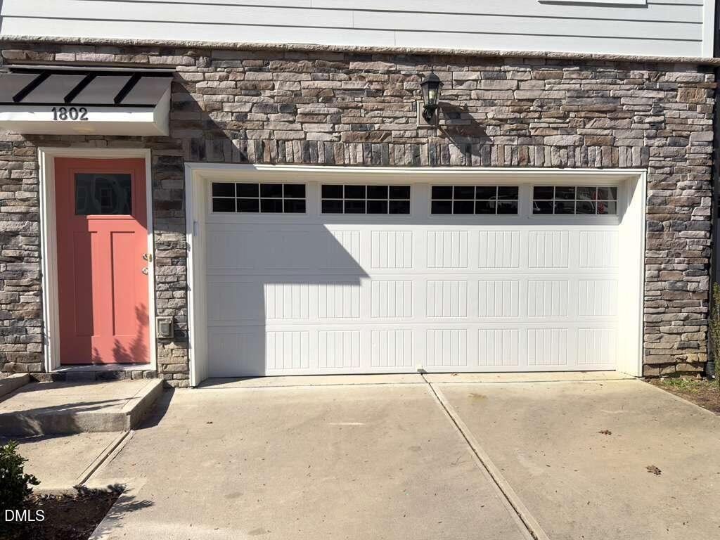 1802 Stroup St - Photo 3 of 50