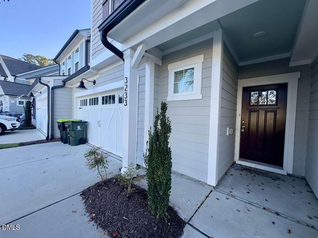 3233 Retama Run - Photo 3 of 40