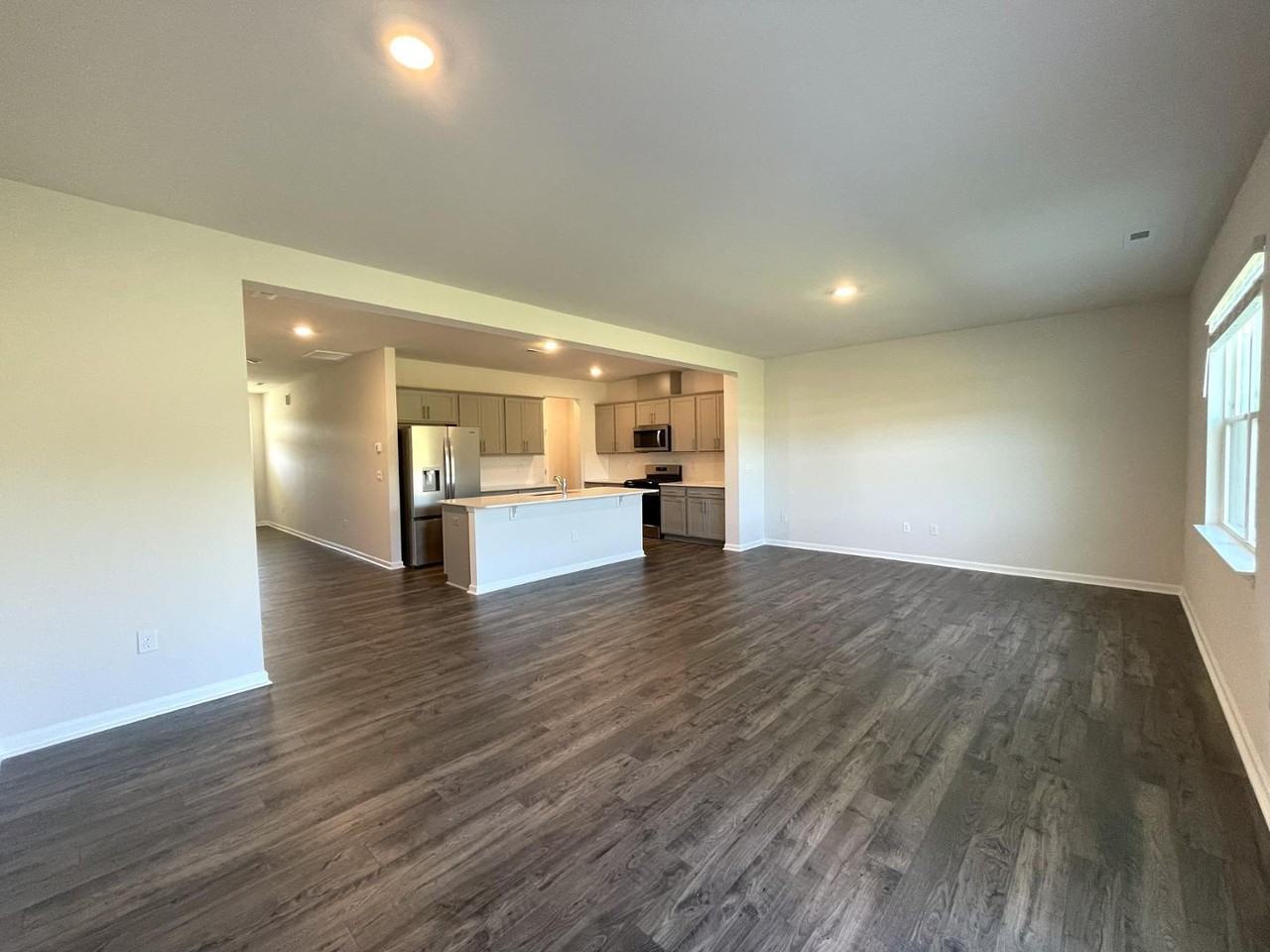 504 Resteasy Dr - Photo 4 of 29