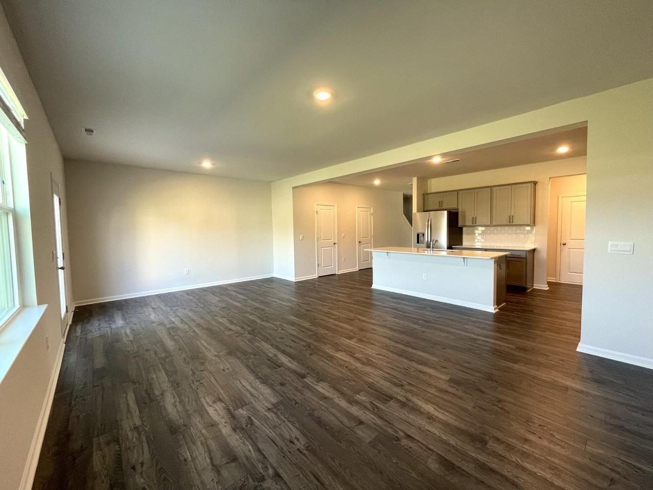 504 Resteasy Dr - Photo 5 of 29