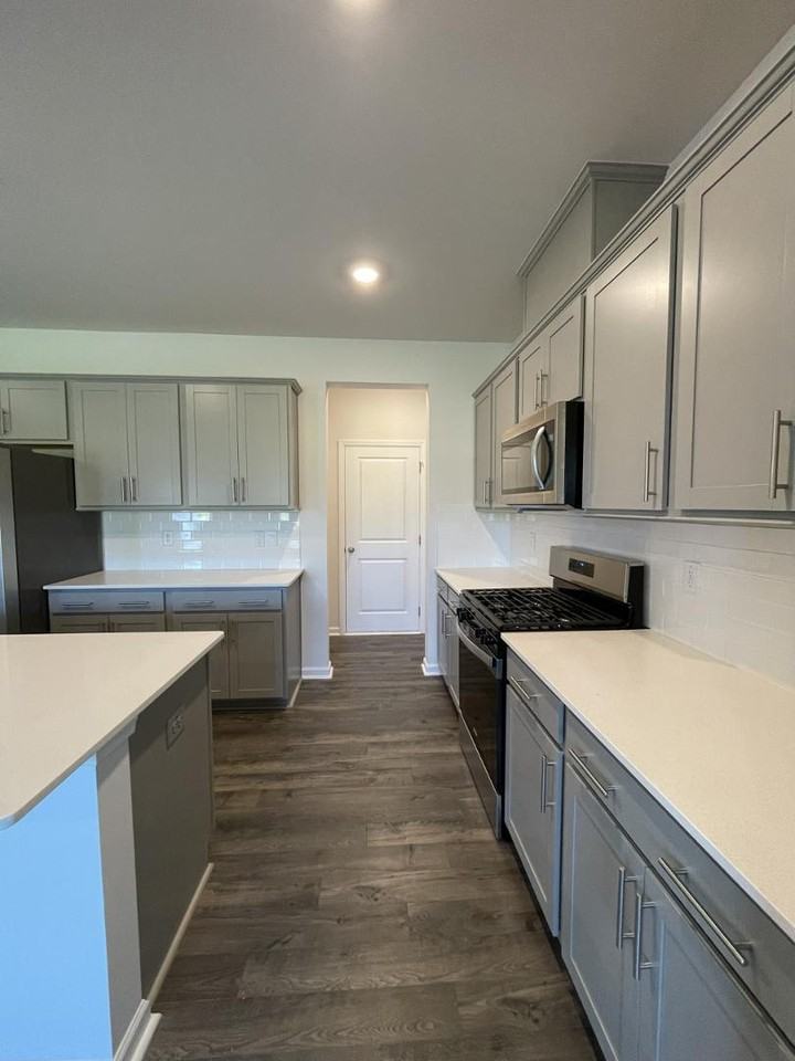 504 Resteasy Dr - Photo 6 of 29