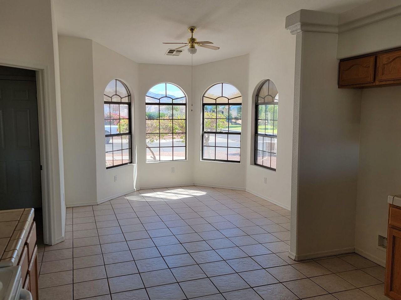 2499 Sundown Cir - Photo 6 of 22