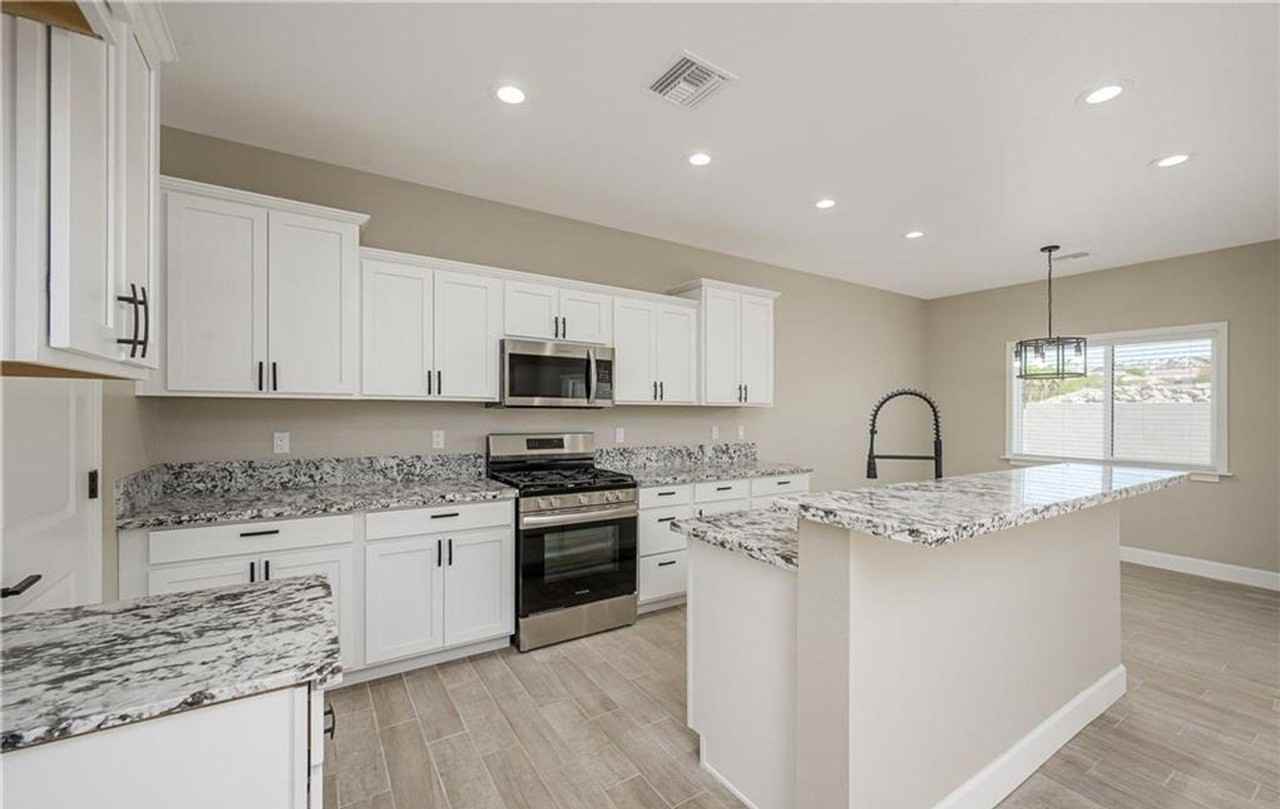 2850 Cactus Bloom Dr - Photo 7 of 18