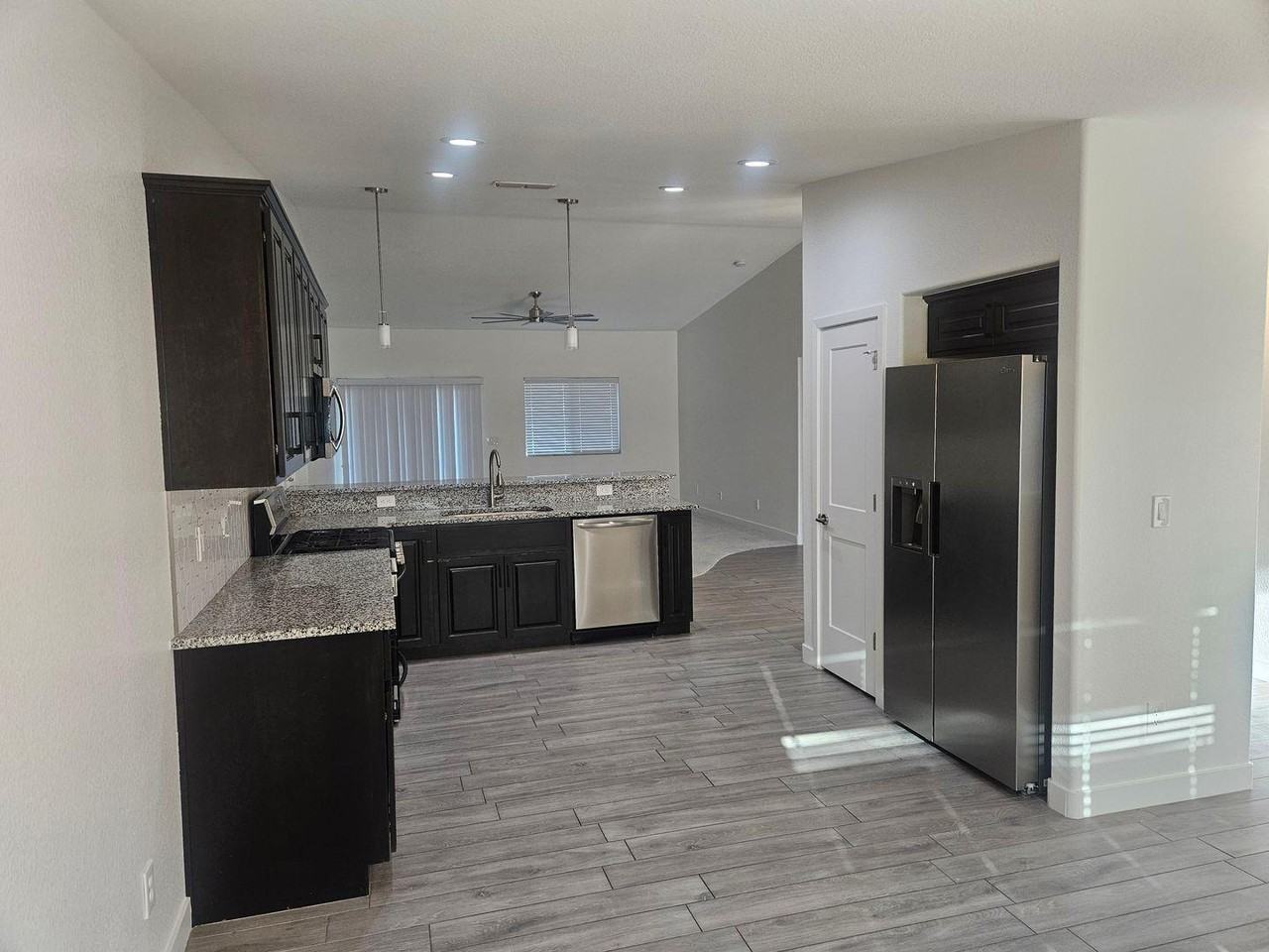 6237 S Lago Grande Dr - Photo 4 of 16