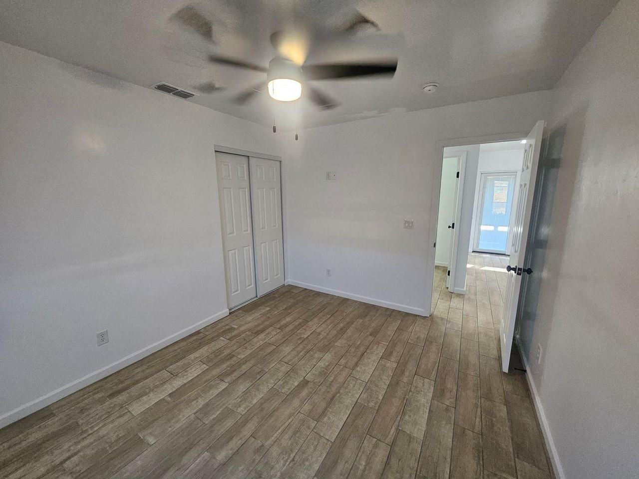 881 Palo Verde Dr - Photo 7 of 15