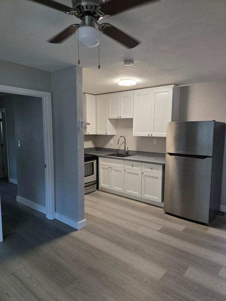 1036 North Sutter Street #1 - Photo 2 of 5