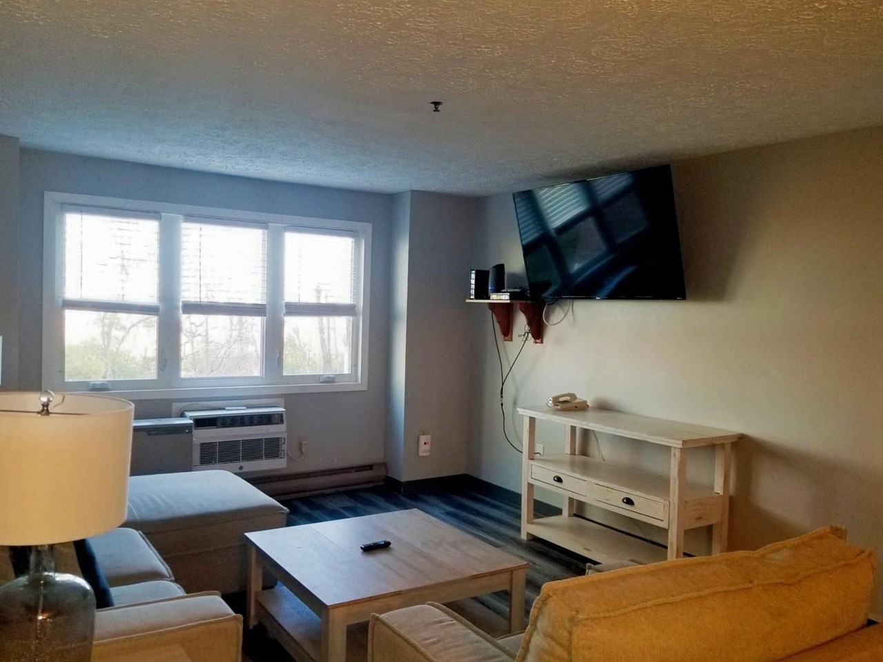 1373 Post Rd #6D - Photo 2 of 15