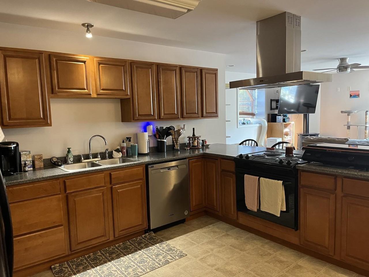 34 Abbott St - Photo 3 of 4