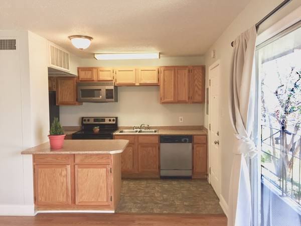 508 Julius Ave #211 - Photo 4 of 12