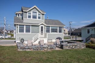 1 Shipwreck Rd - Photo 1 of 1