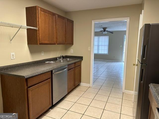 323 Carriage Ln #B - Photo 4 of 21